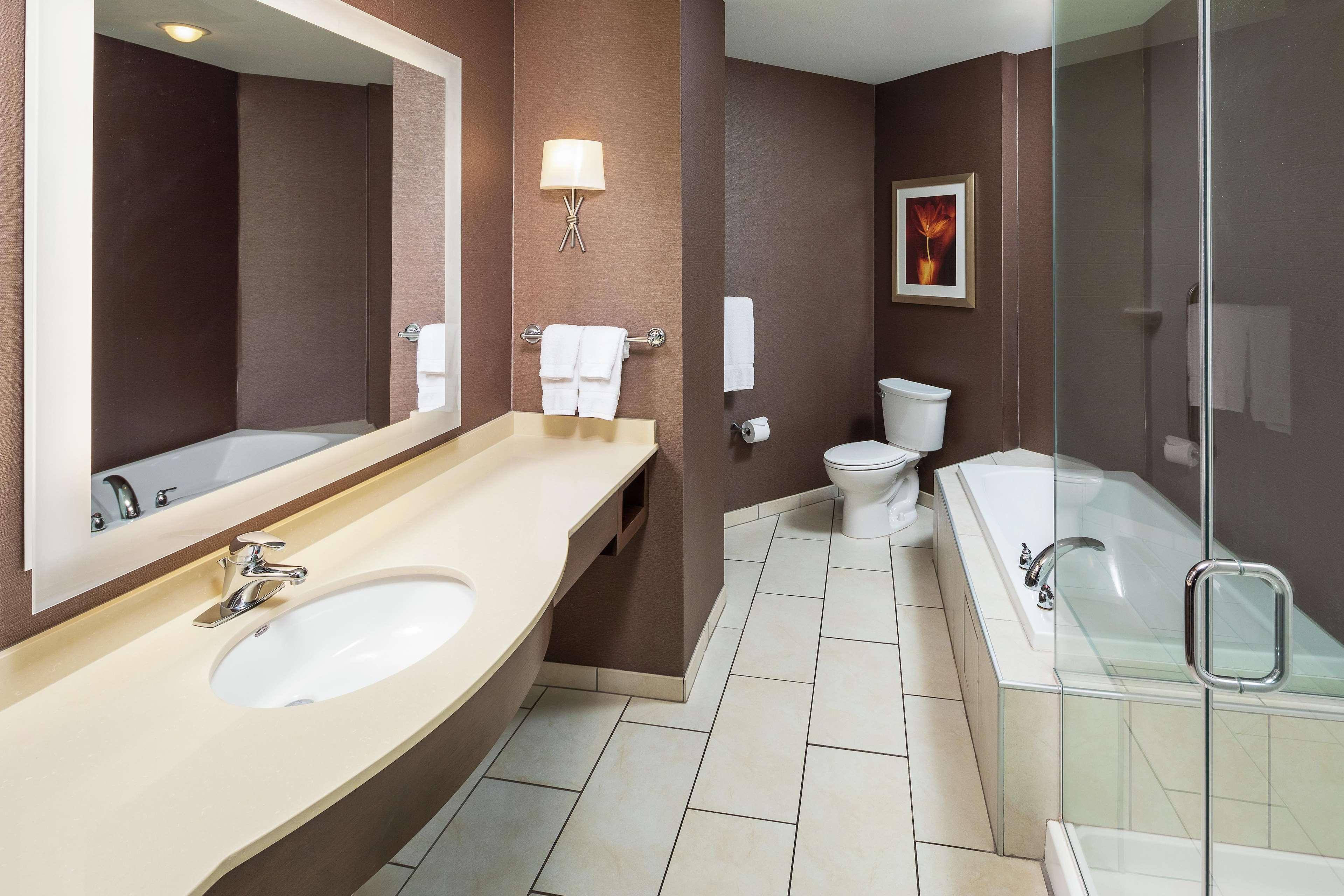 Hilton Garden Inn Sioux Falls Downtown מראה חיצוני תמונה