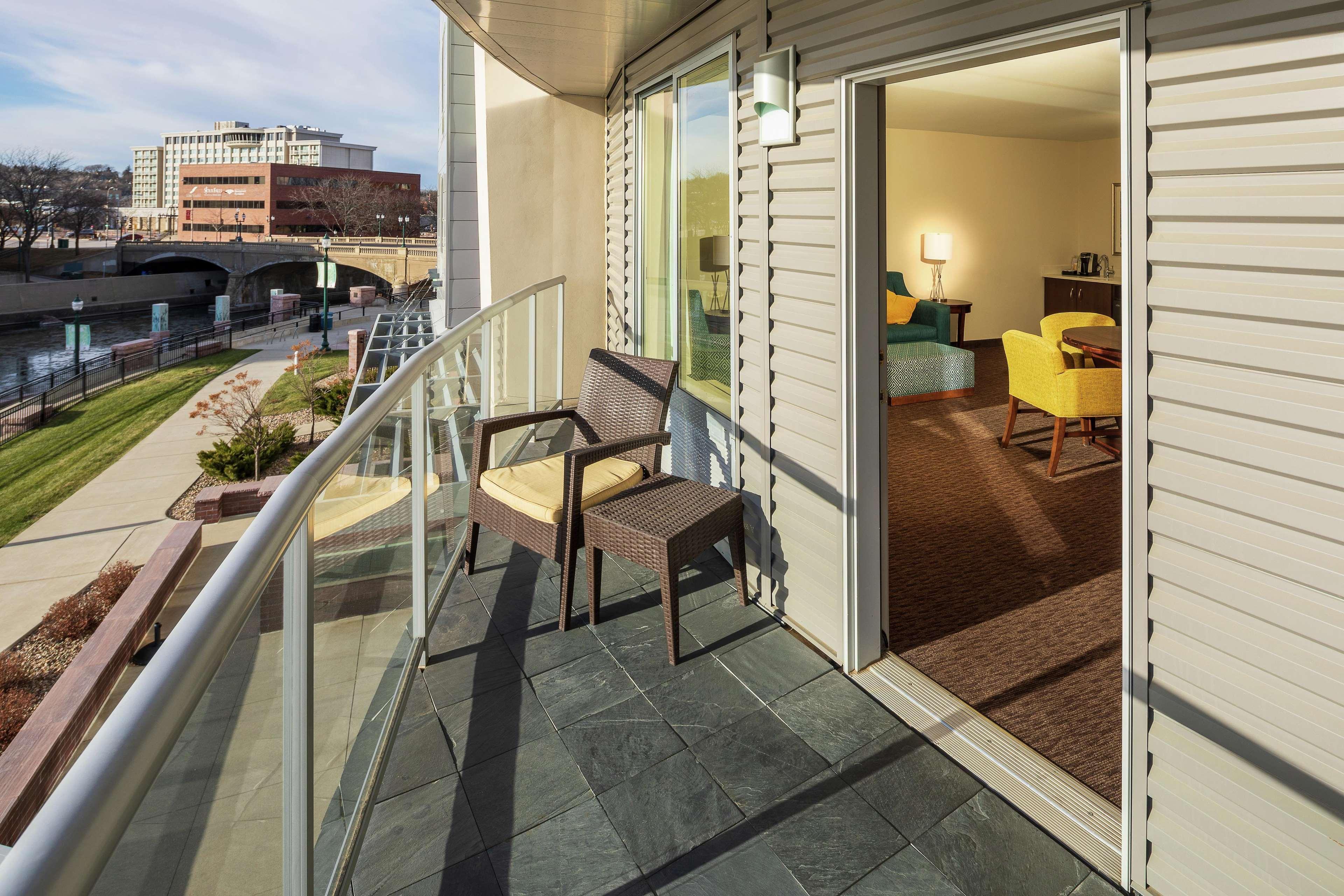 Hilton Garden Inn Sioux Falls Downtown מראה חיצוני תמונה