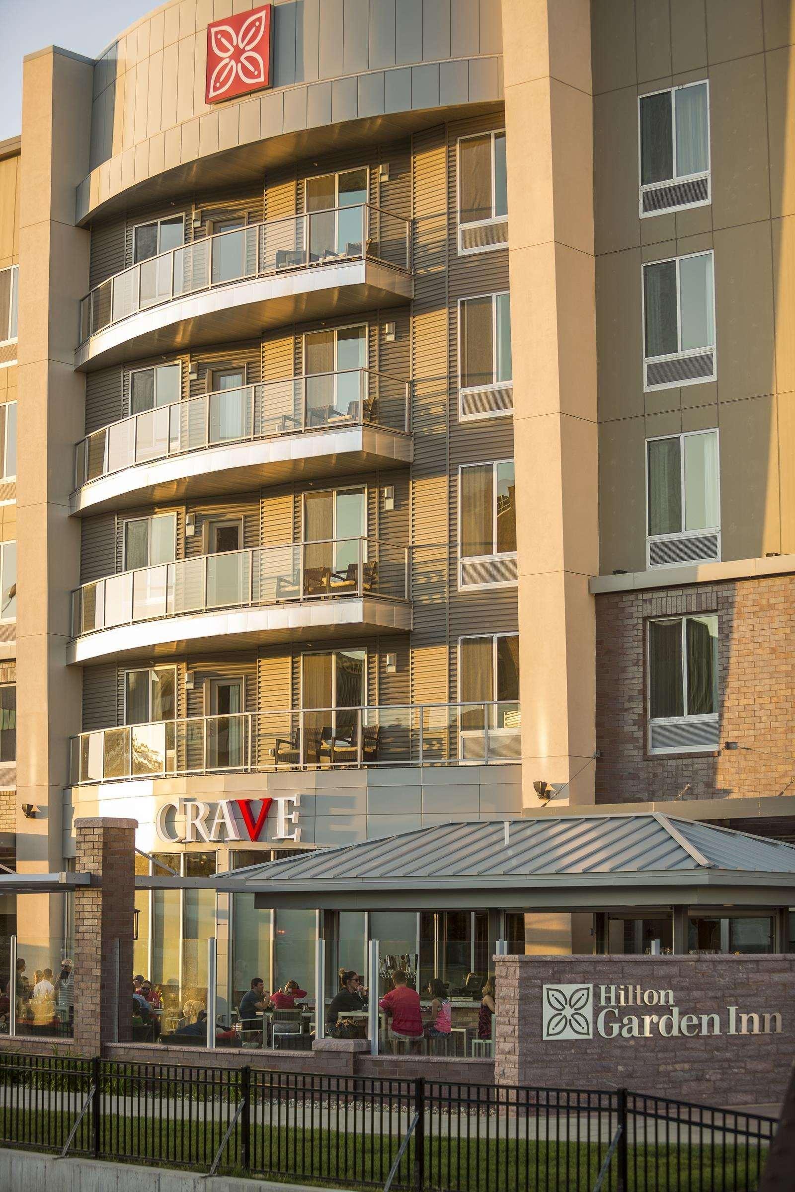 Hilton Garden Inn Sioux Falls Downtown מראה חיצוני תמונה