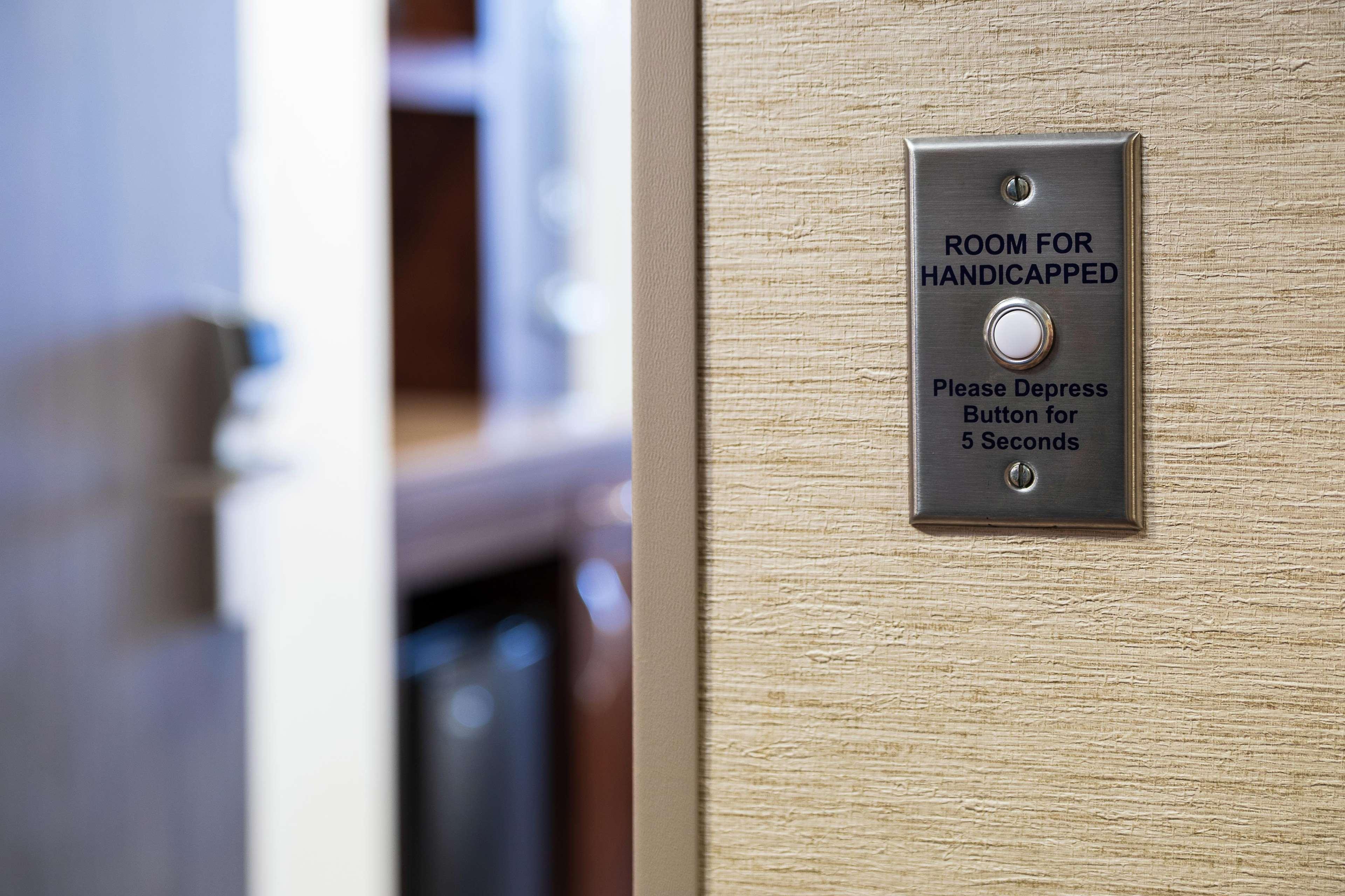 Hilton Garden Inn Sioux Falls Downtown מראה חיצוני תמונה