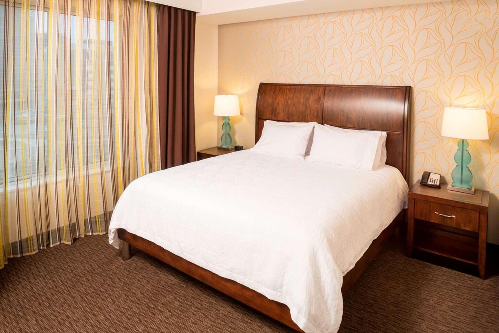 Hilton Garden Inn Sioux Falls Downtown מראה חיצוני תמונה