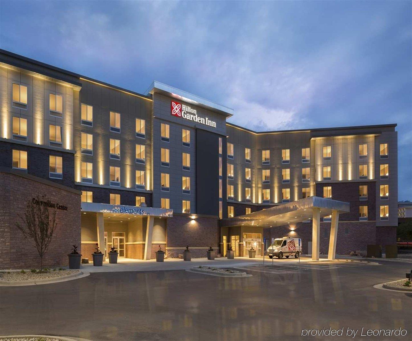 Hilton Garden Inn Sioux Falls Downtown מראה חיצוני תמונה